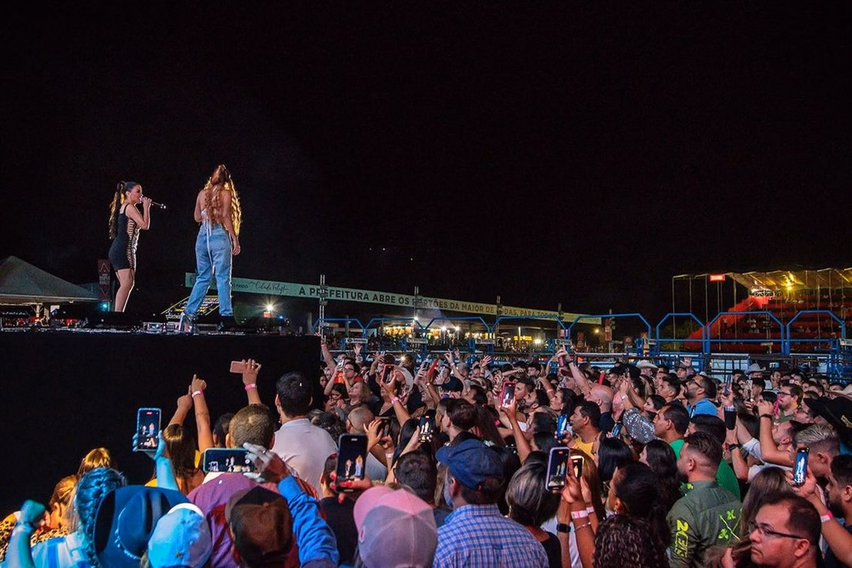 Fique por dentro das últimas notícias e acontecimentos em Veja a lista dos deputados mineiros que destinaram R$ 9,8 milhões em emendas Pix para shows musicai