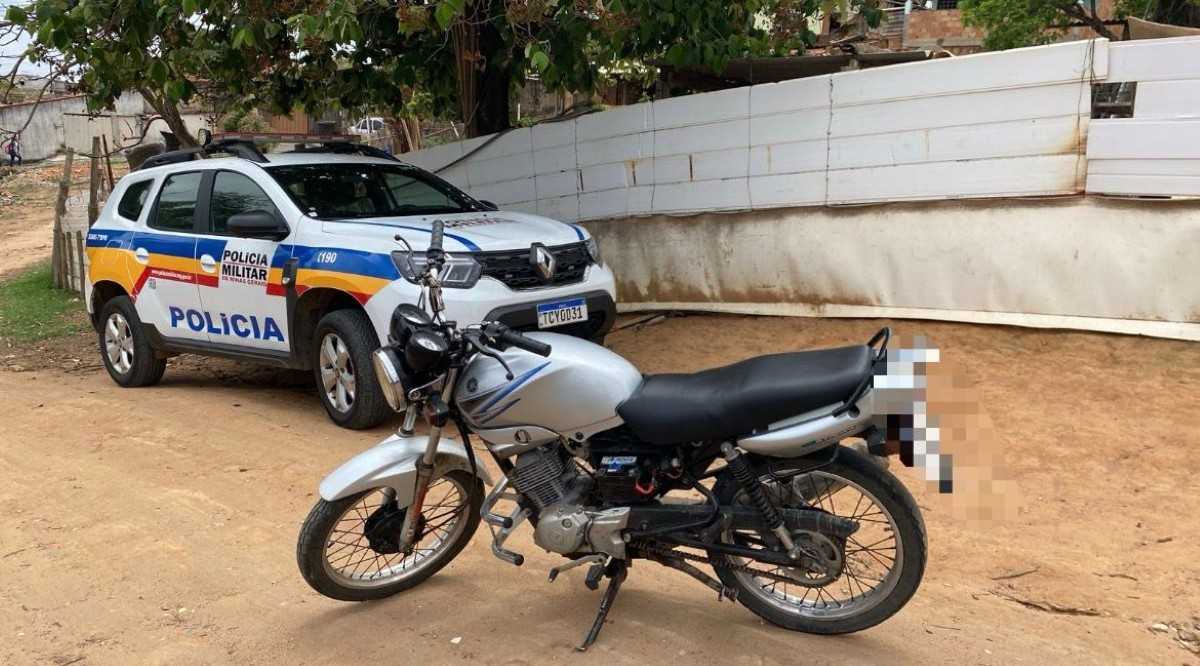 Fique por dentro das últimas notícias e acontecimentos em Homens agridem motociclista com capacete e roubam moto na Praça da Matriz em Bom Despacho no Portal