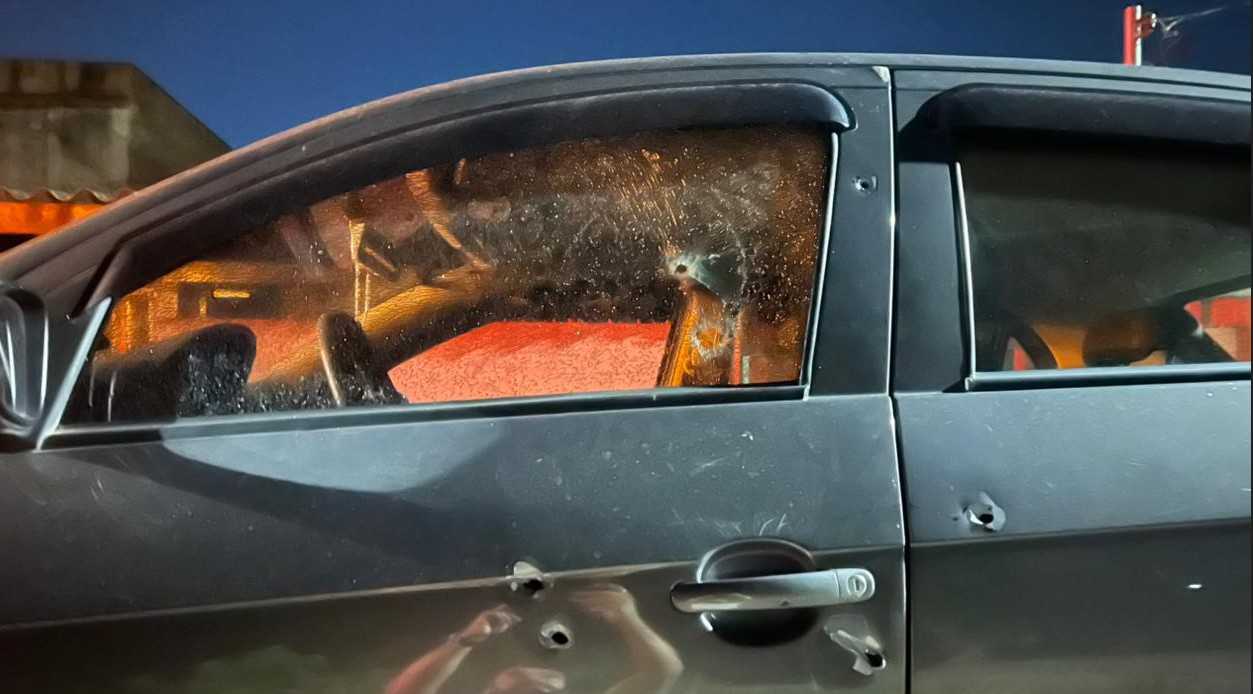 Fique por dentro das últimas notícias e acontecimentos em Prisão em Tempo Recorde: Irmãos são Detidos Suspeitos de Execução de Corretor em Uberlândia no