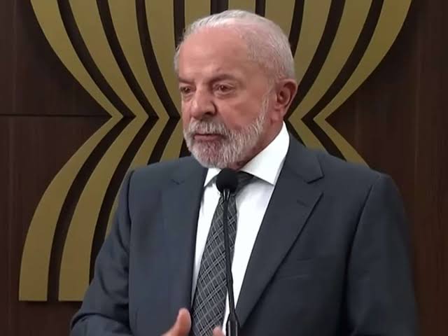 Fique por dentro das últimas notícias e acontecimentos em Lula diz que traficantes são