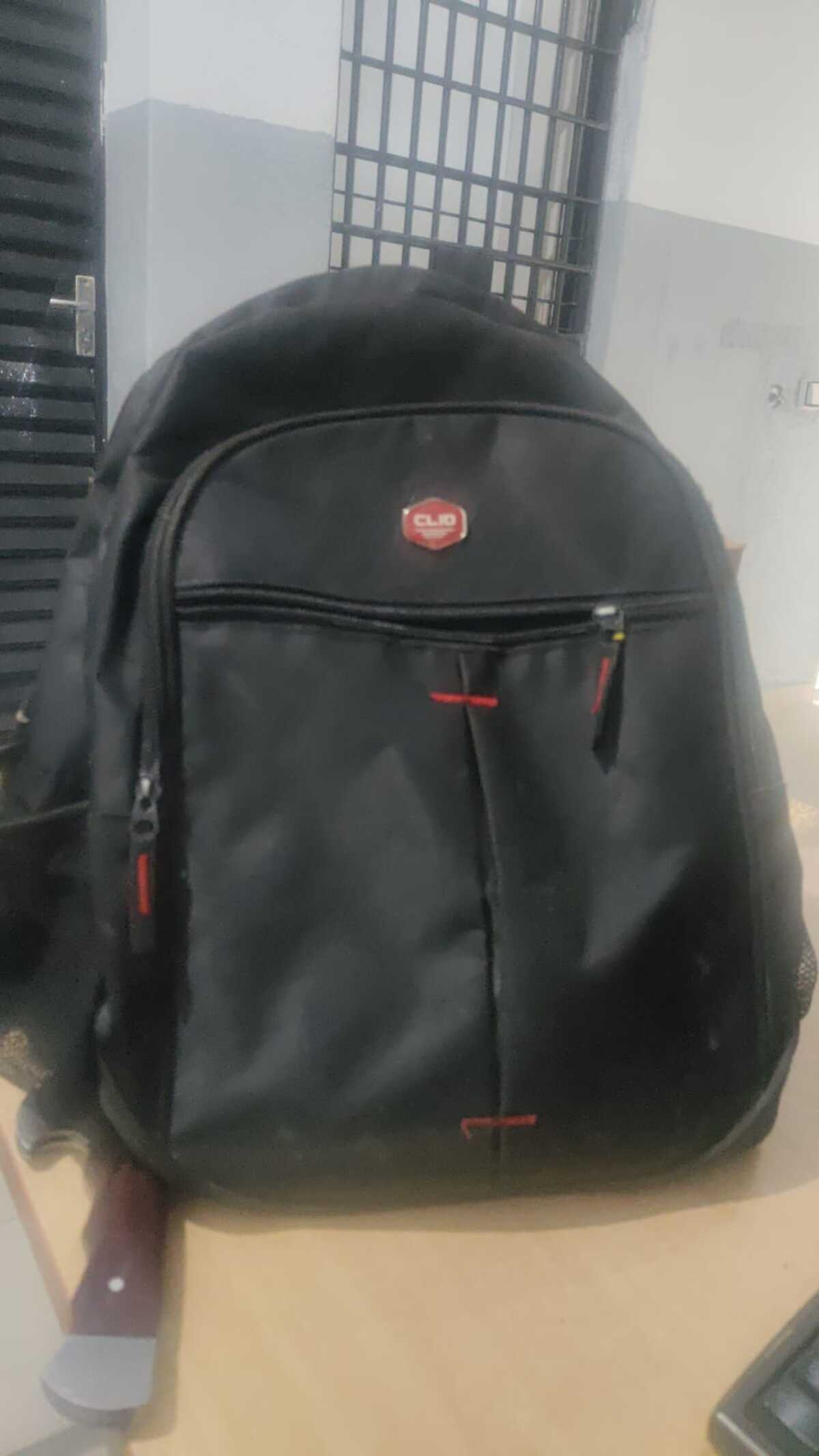 Fique por dentro das últimas notícias e acontecimentos em Mãe é detida com maconha, crack e cocaína em mochila enquanto carregava bebê em Buenópolis no P
