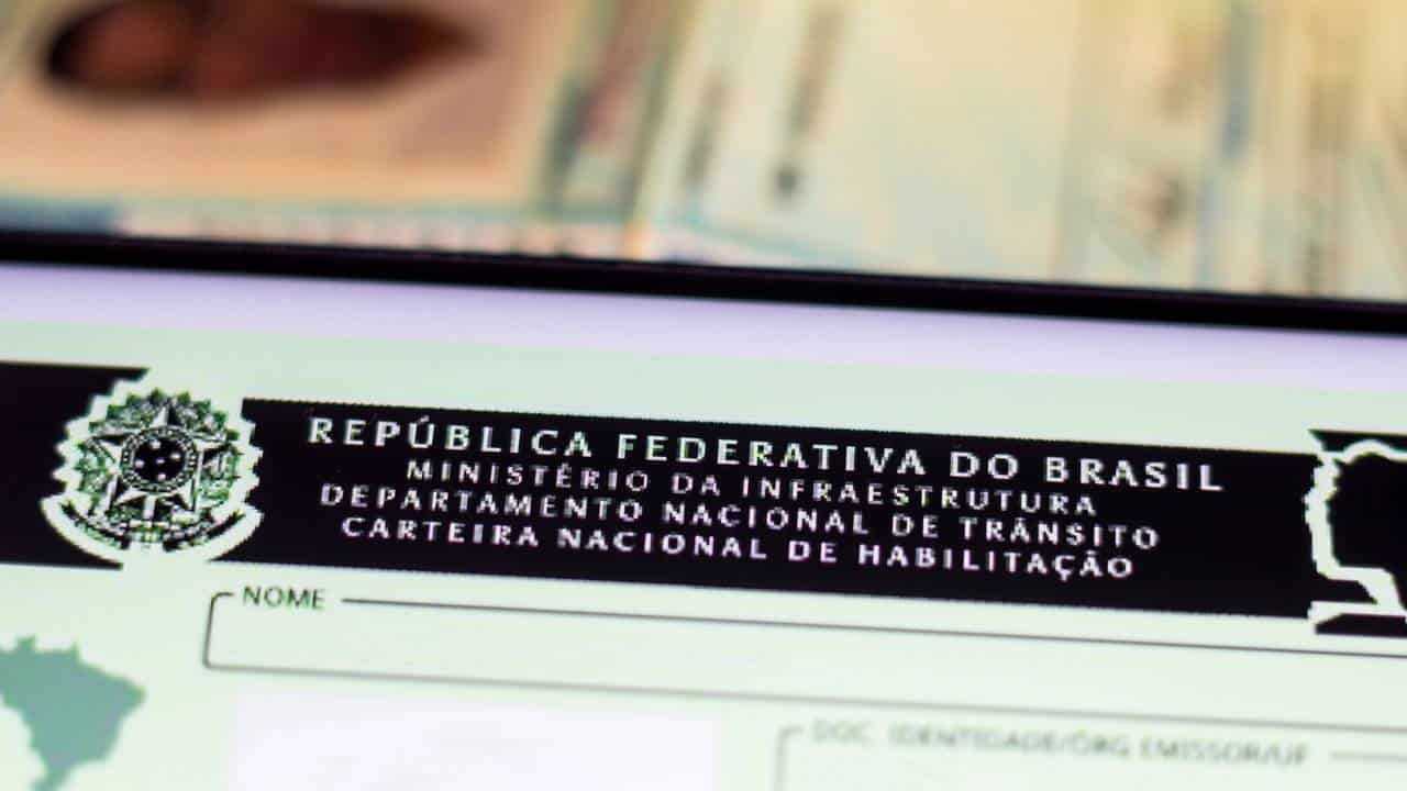 Fique por dentro das últimas notícias e acontecimentos em Nova lei da CNH estabelece limites de pontos mais flexíveis para motoristas no Portal Minas. Veja o