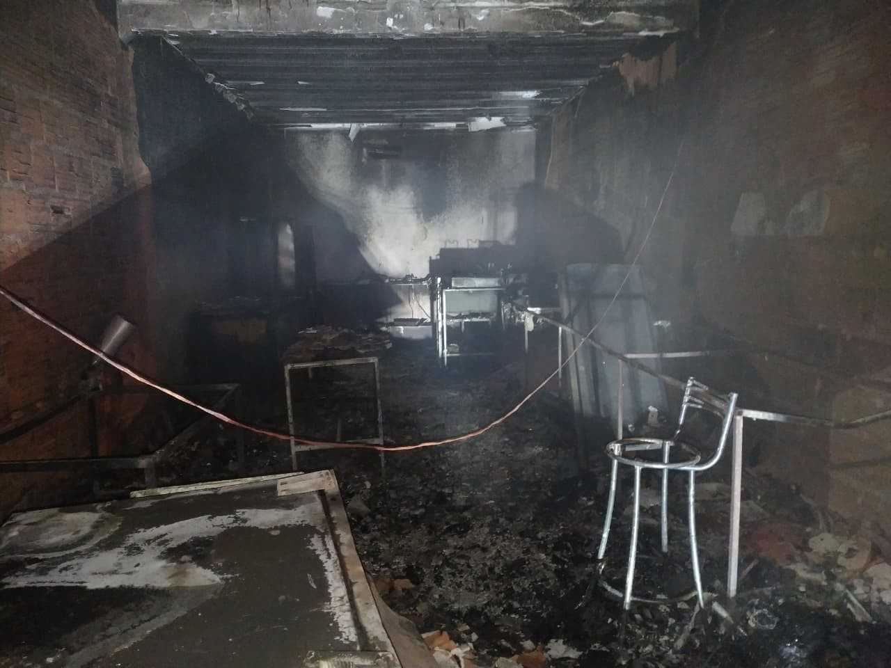 Fique por dentro das últimas notícias e acontecimentos em Incêndio criminoso em Montes Claros: Dupla rende funcionários e usa gasolina para destruir lanchon